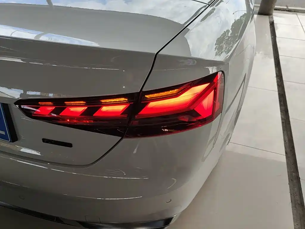 Audi A5 (Import) 2024 2024 Cabriolet 40 TFSI Fashion Dynamic