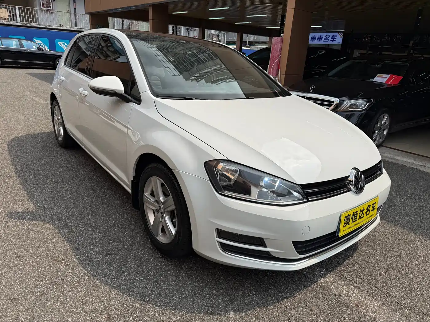 Volkswagen Golf 2014 1.4TSI Automatic Luxury фото 3