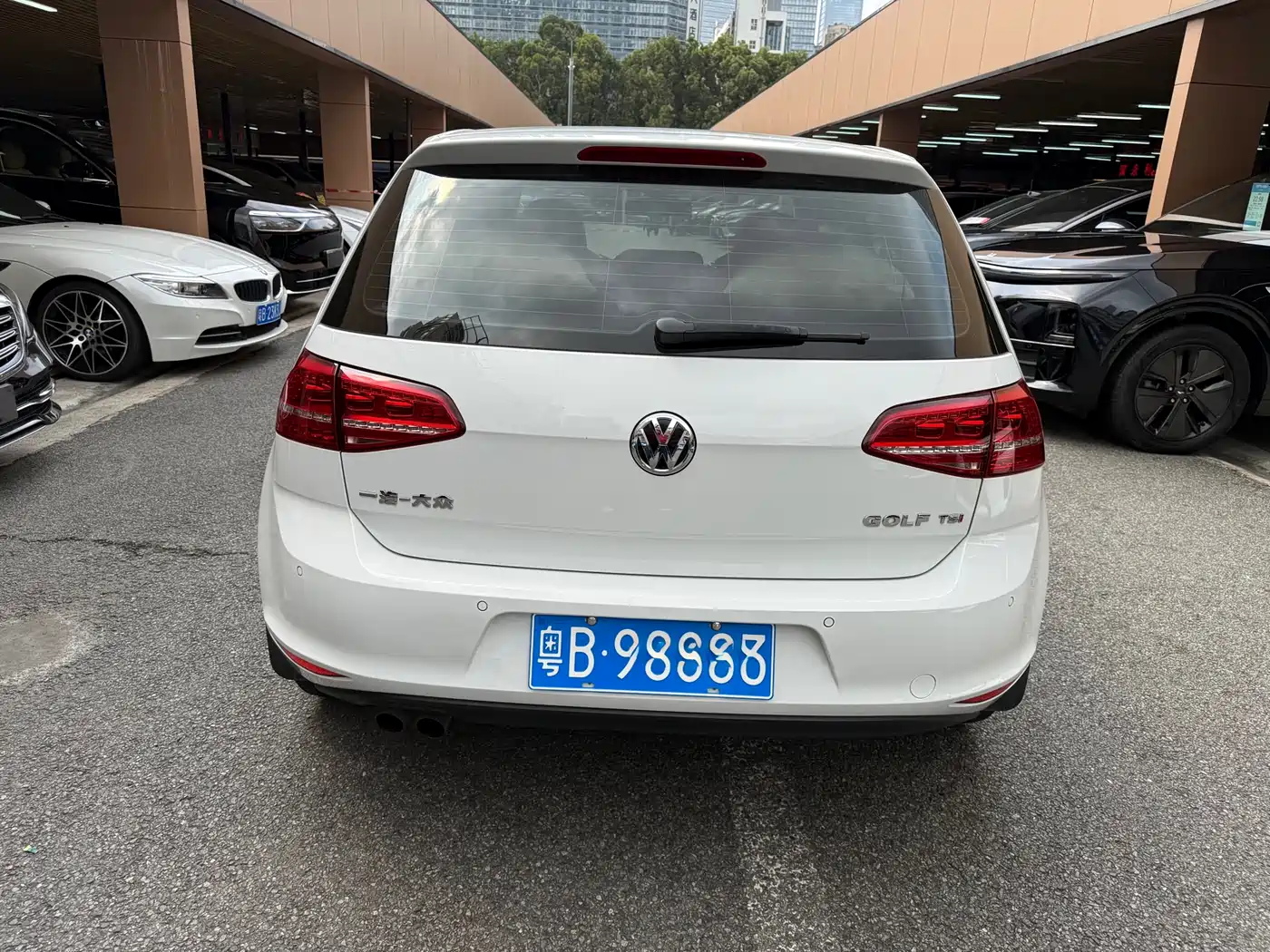 Volkswagen Golf 2014 1.4TSI Automatic Luxury фото 12