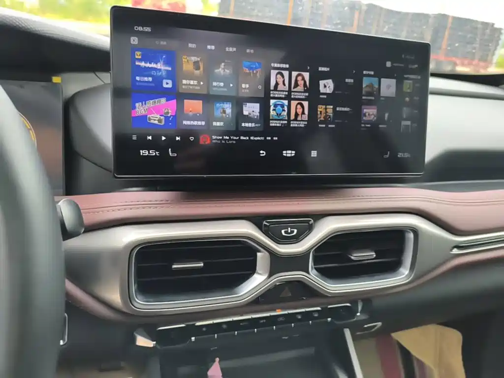 Geely Haoyue 2022 2022 Model 1.8TD DCT Flagship 7-Seater