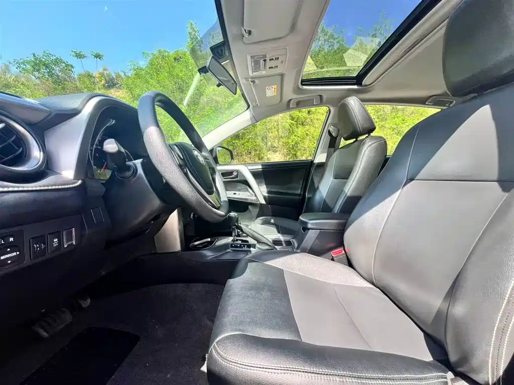 Toyota RAV4 Rongfang 2019 2.0L CVT 2WD Pioneer Version China V фото 7