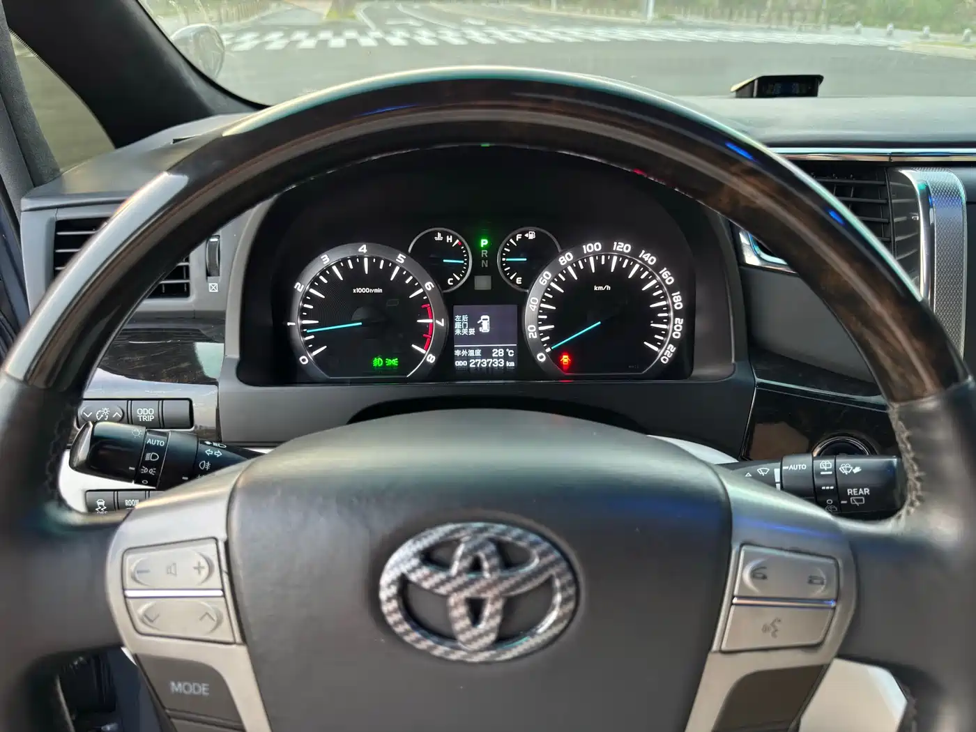 Toyota Alphard 2011 3.5L Luxury Edition фото 4