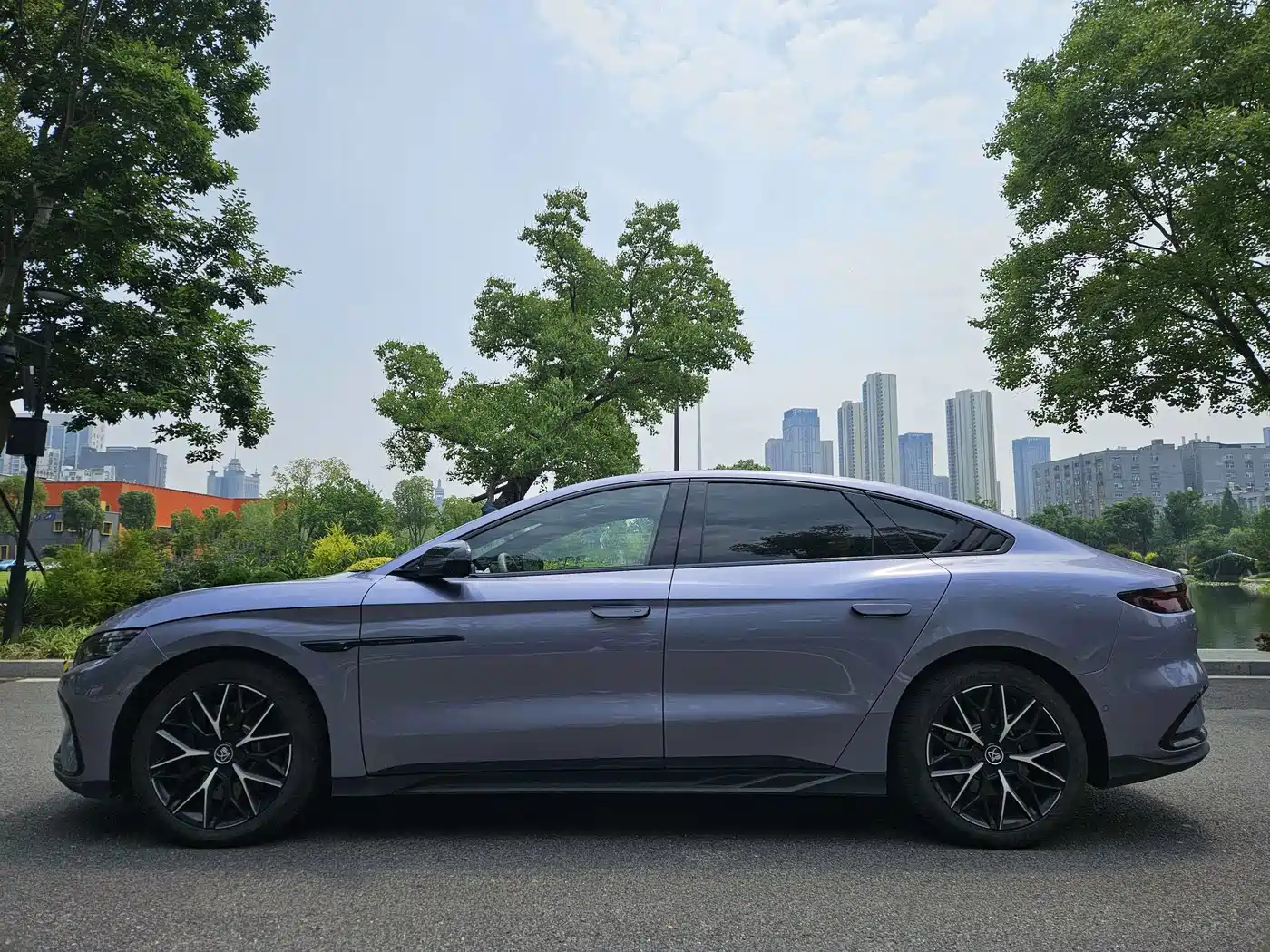 BYD Han 2024 EV Glory Edition 610KM AWD Celestial Eye Smart Driving фото 7