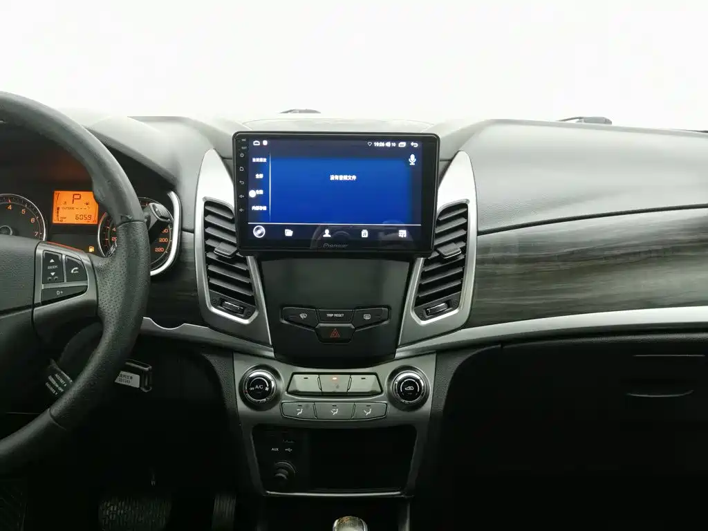 SsangYong Korando 2015 2015 2.0L 2WD Automatic Enjoyment Edition