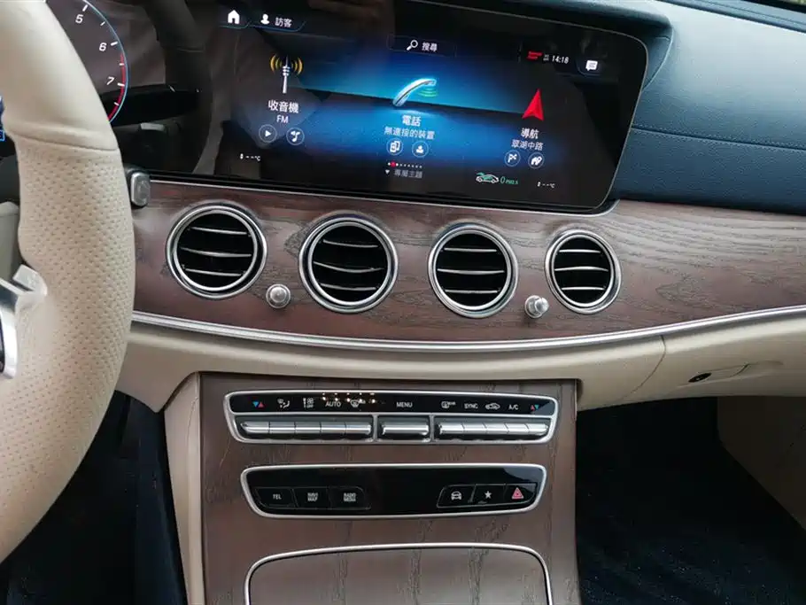 Mercedes-Benz E-Class 2021 Facelift E 300 L Sport Fashion фото 13