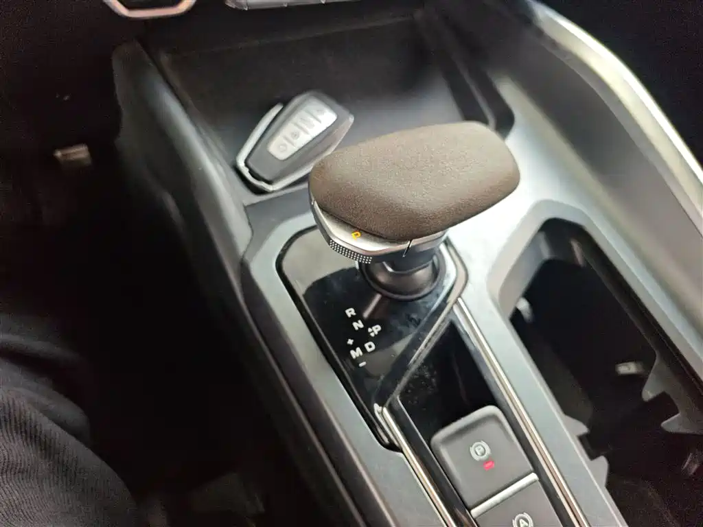 Фото 14 - Geely Preface