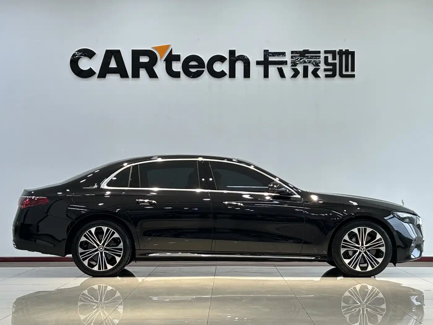 Mercedes-Benz E-Class 2025 Facelift E 300 L Luxury фото 5