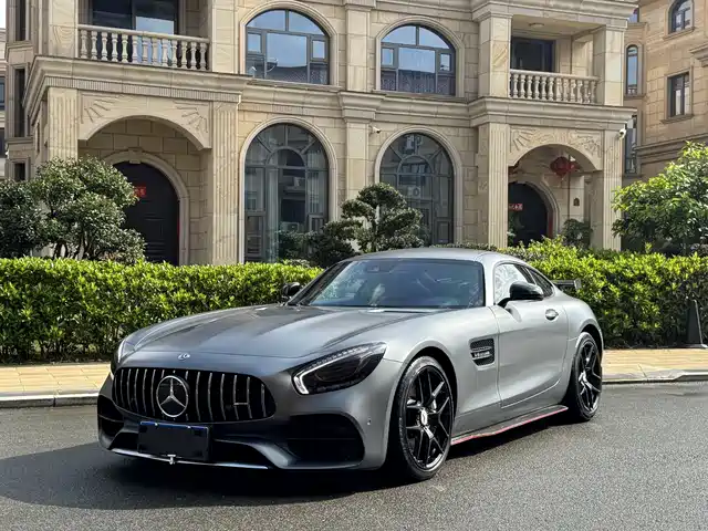 MERCEDES-BENZ AMG GT
