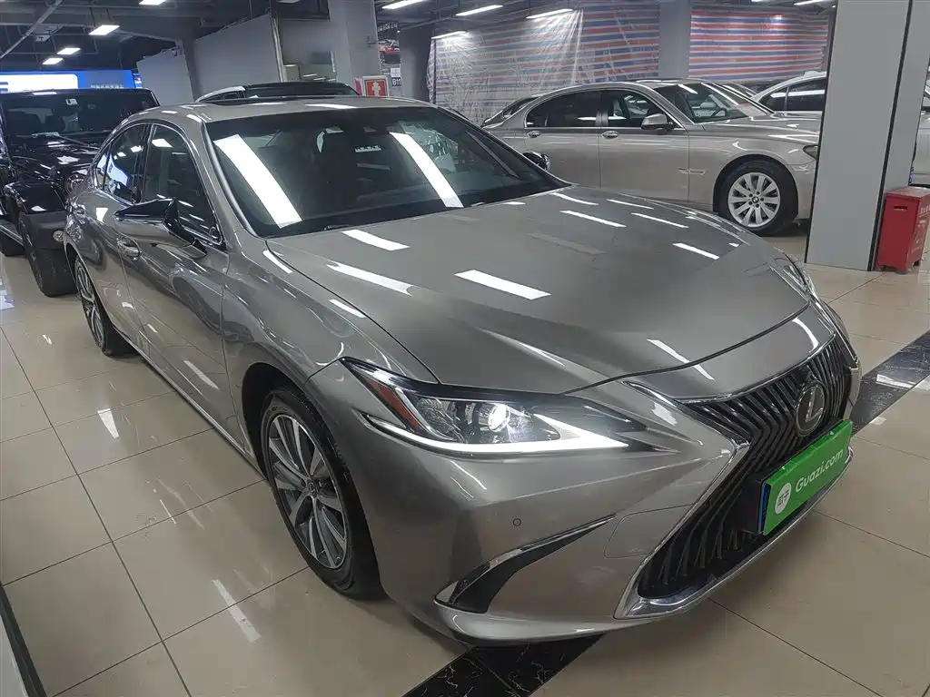 Lexus ES 2018 200 Excellence Edition China V фото 22