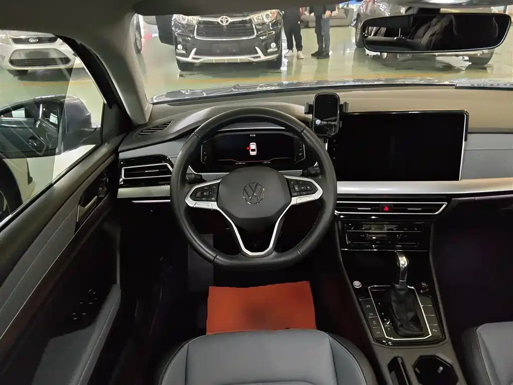 Volkswagen Lavida 2023 Model 280TSI DSG Eternal Edition фото 7