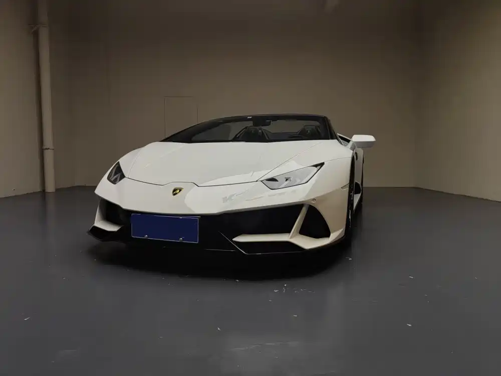 LAMBORGHINI HURACÁN