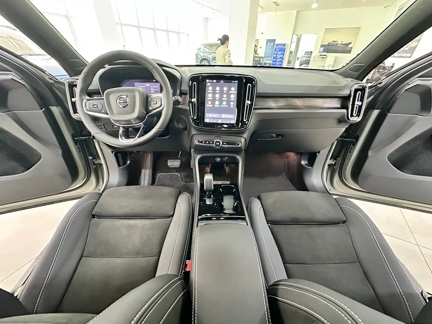 VOLVO XC40 NEW ENERGY