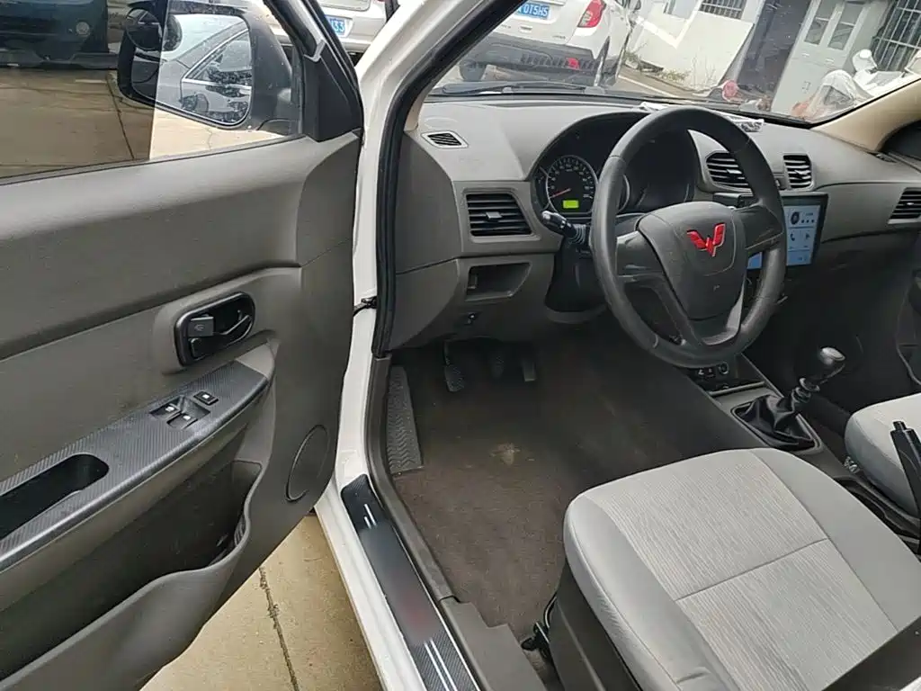 Wuling Motors Wuling Hongguang 2024 2018 1.5L Classic S Basic Version
