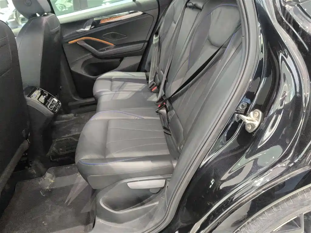 Volkswagen Tiguan L 2024 PRO 330TSI 2WD R-Line Smart Edition фото 17