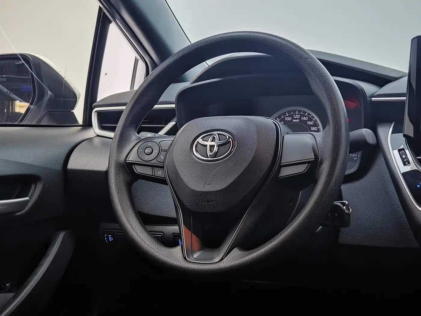 Toyota Levin 2022 TNGA 1.5L CVT Progressive Edition фото 18