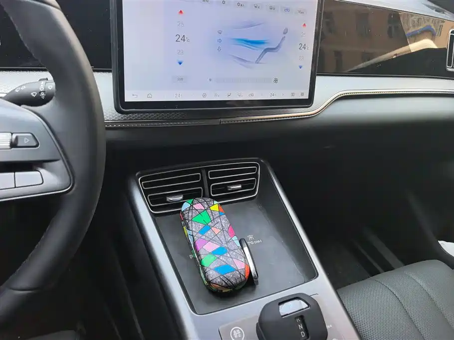 BYD Song Pro New Energy 2025 2nd Generation Smart Drive Edition DM-i 75KM Surpassing Type фото 16