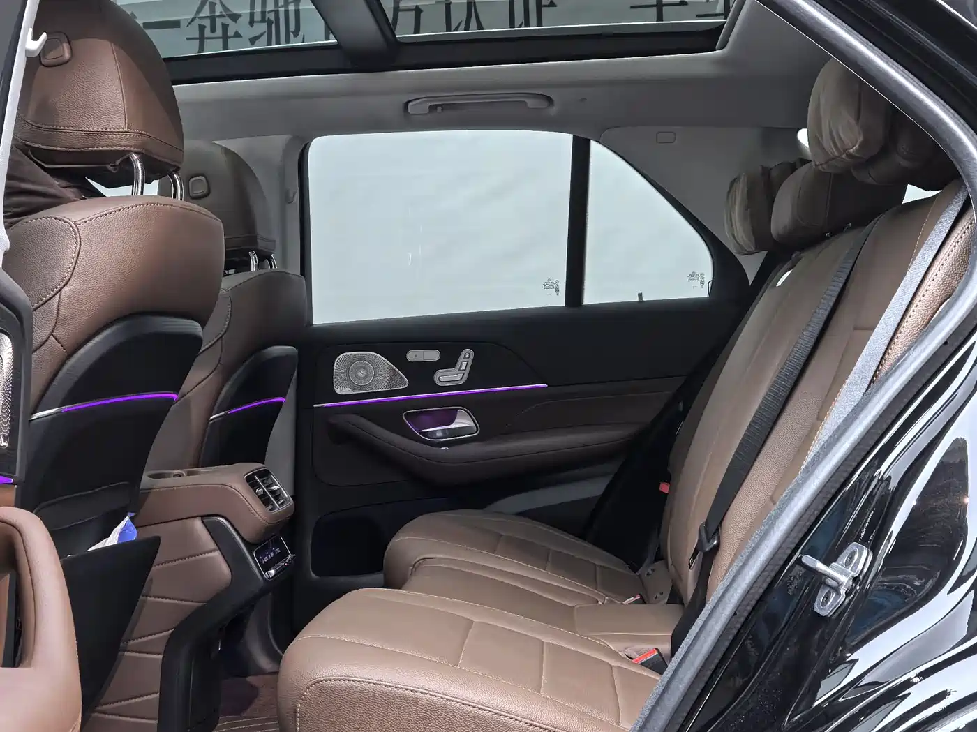 Mercedes-Benz GLE 2024 GLE 450 4MATIC Luxury фото 7