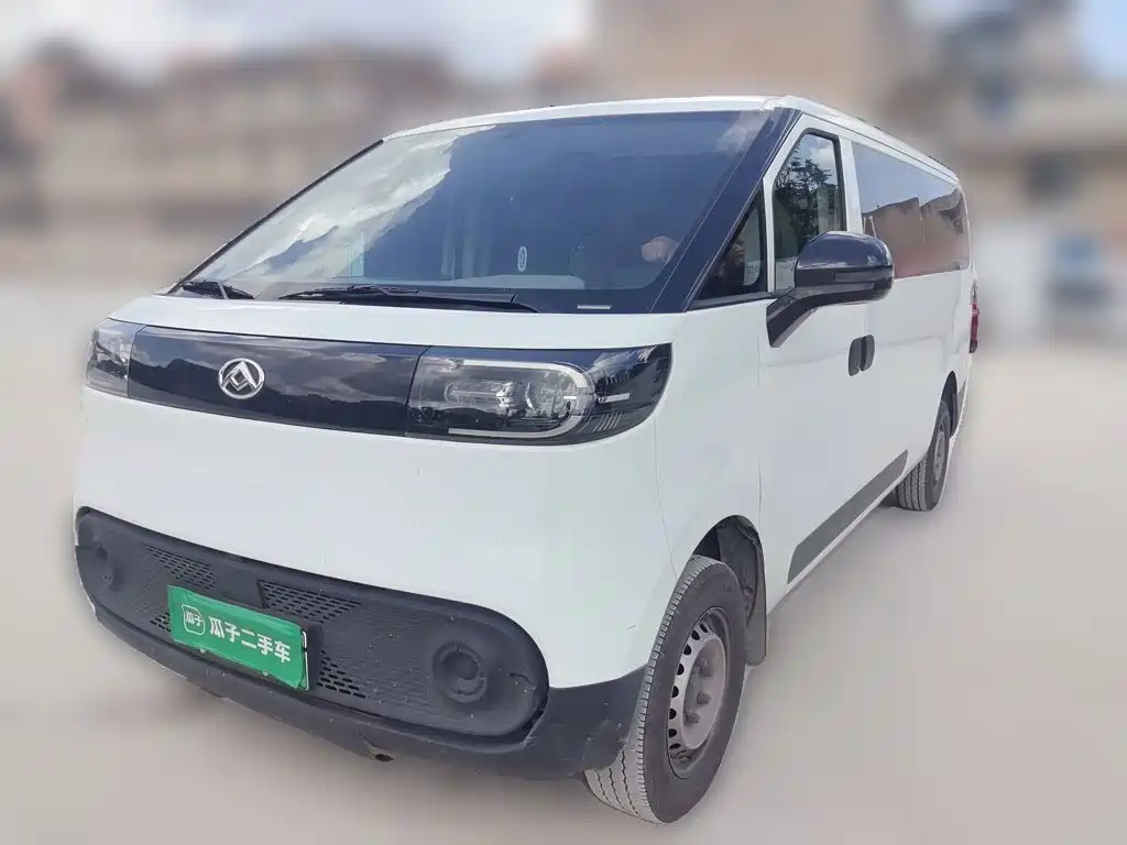 SAIC Maxus Dana V1 2025 2025 Model V1+ Long Wheelbase Low Roof Multi-purpose Version (62kWh)