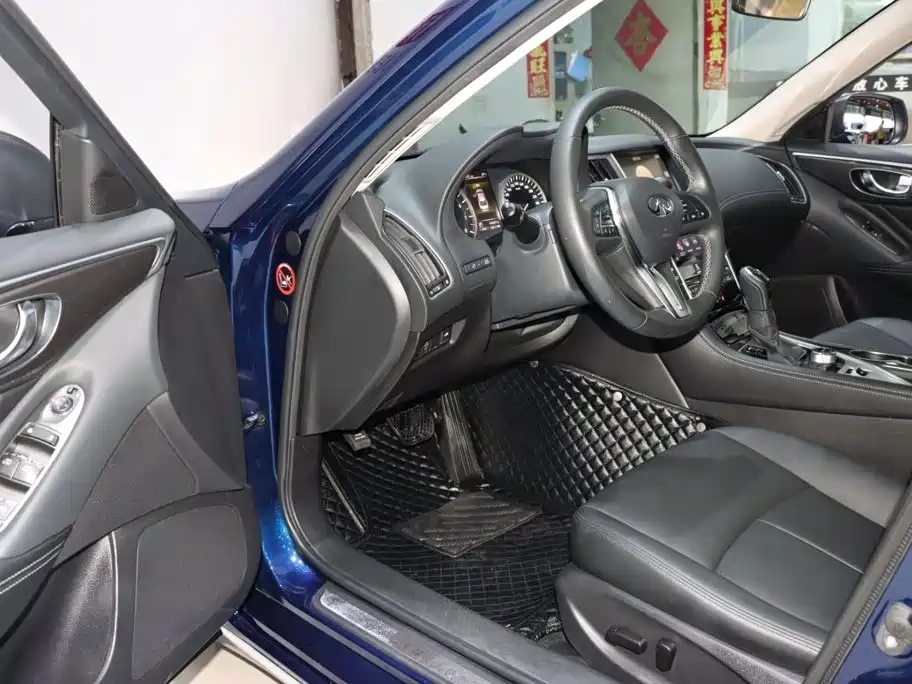 Infiniti Q50L 2019 2018 2.0T Comfort (China VI)