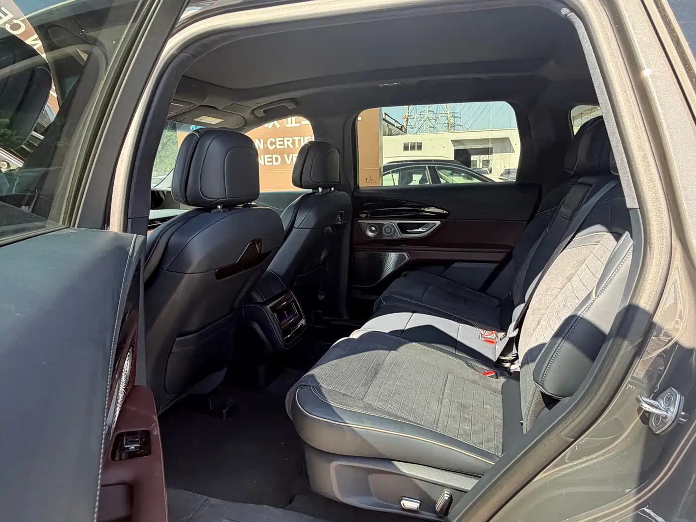 Lincoln Nautilus 2026 2026 2.0T AWD Presidential Hybrid Edition