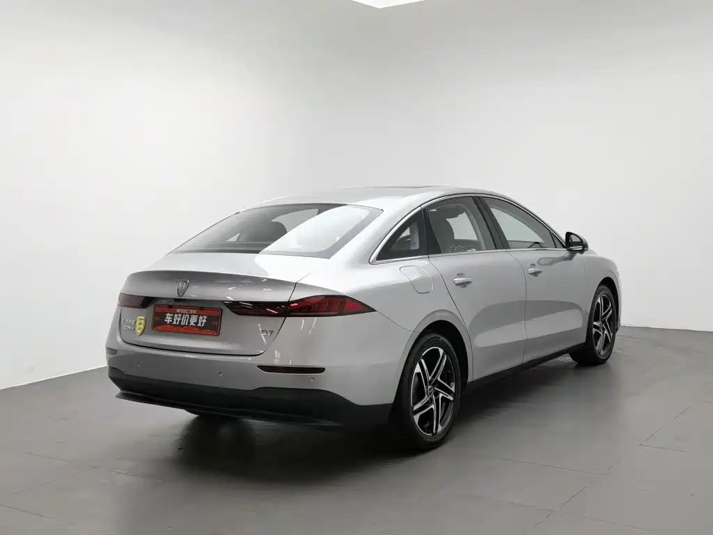 Roewe D7 2023 2023 DMH 125km Flagship Edition