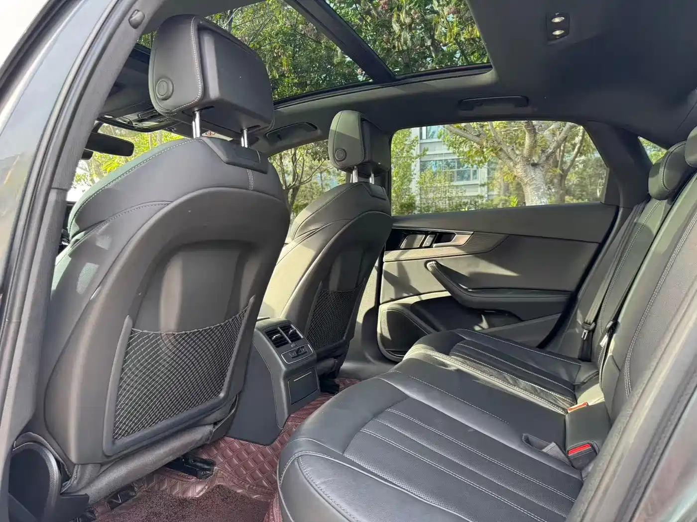 Audi Audi A4L 2022 40 TFSI Luxury Dynamic 12