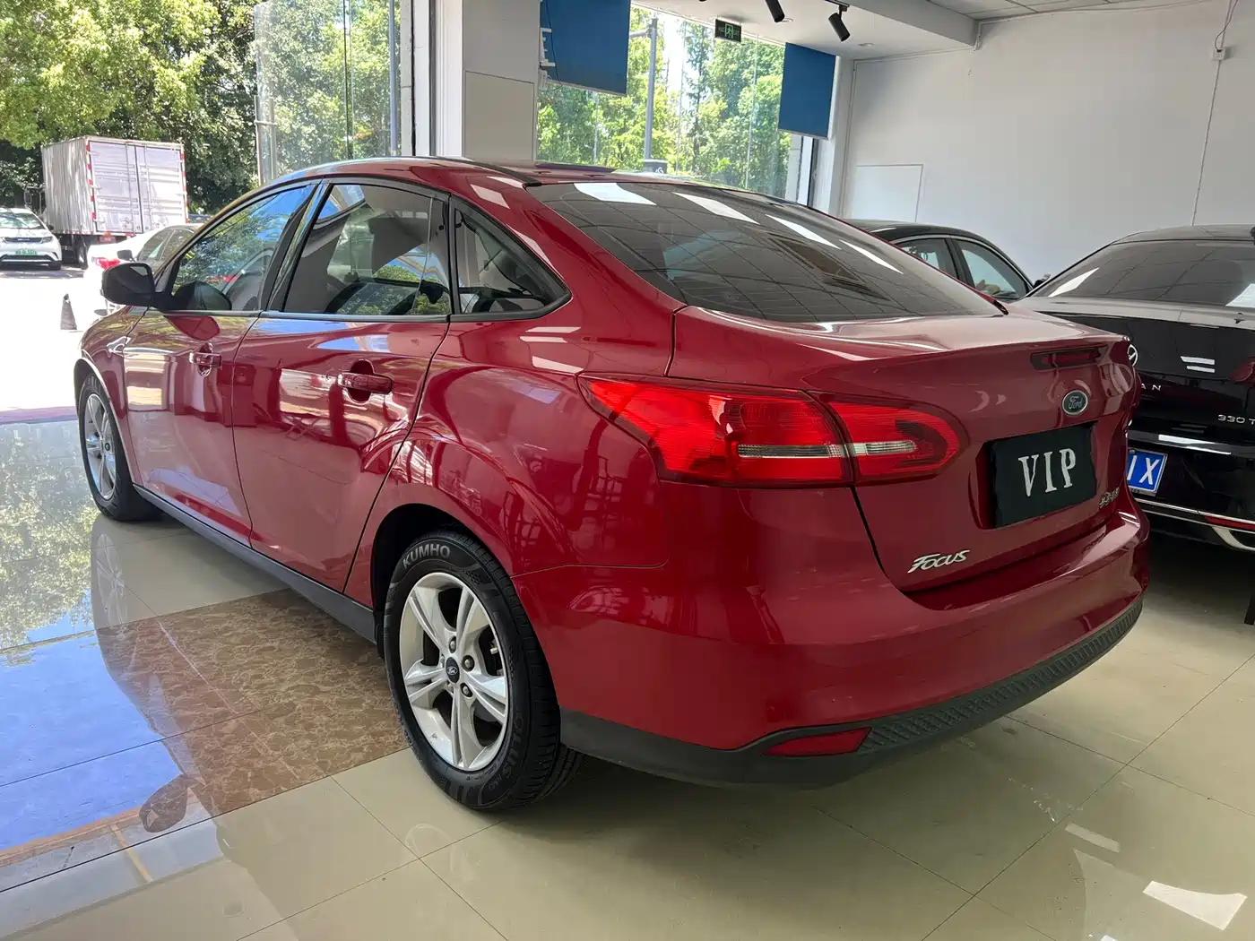 Photo 3 - Ford Focus
