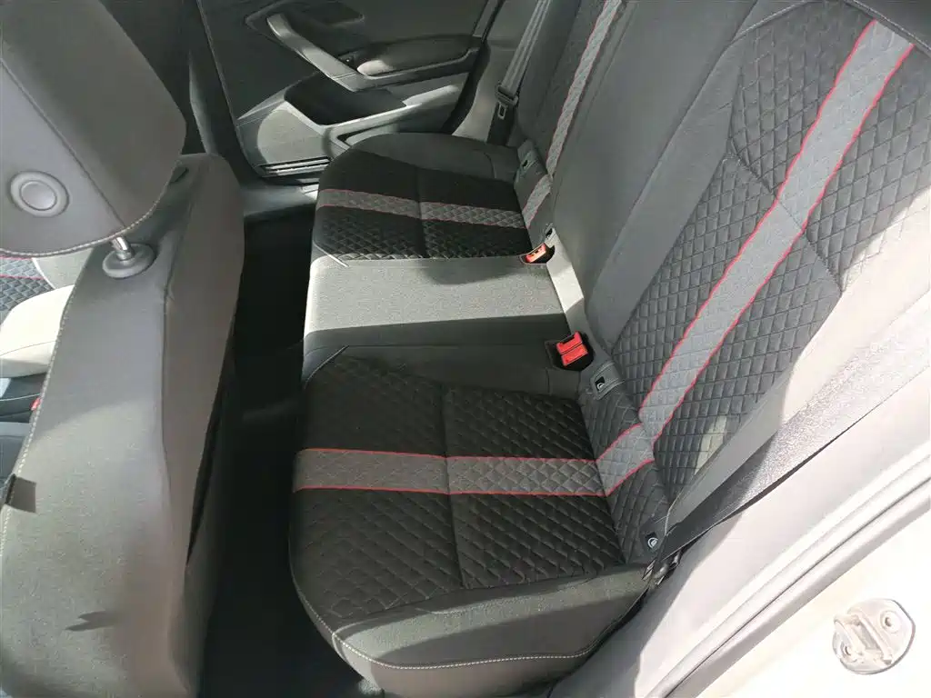 Volkswagen Lamando 2021 230TSI DSG Fashion Edition фото 14