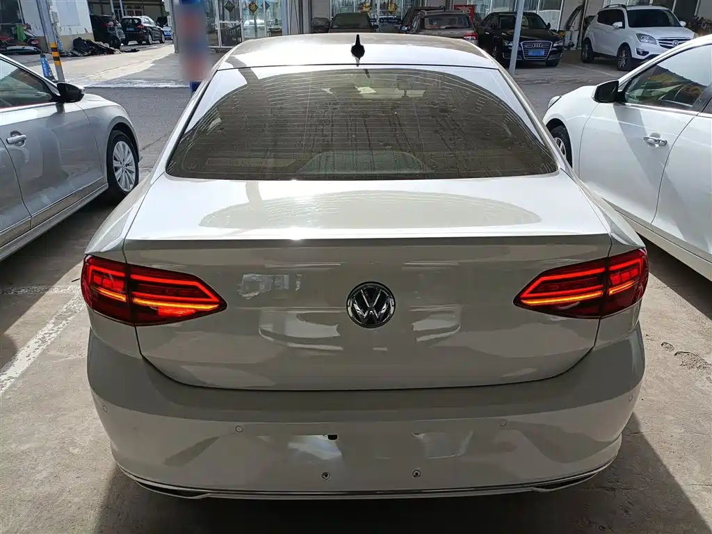Volkswagen Lamando 2021 230TSI DSG Fashion Edition фото 22