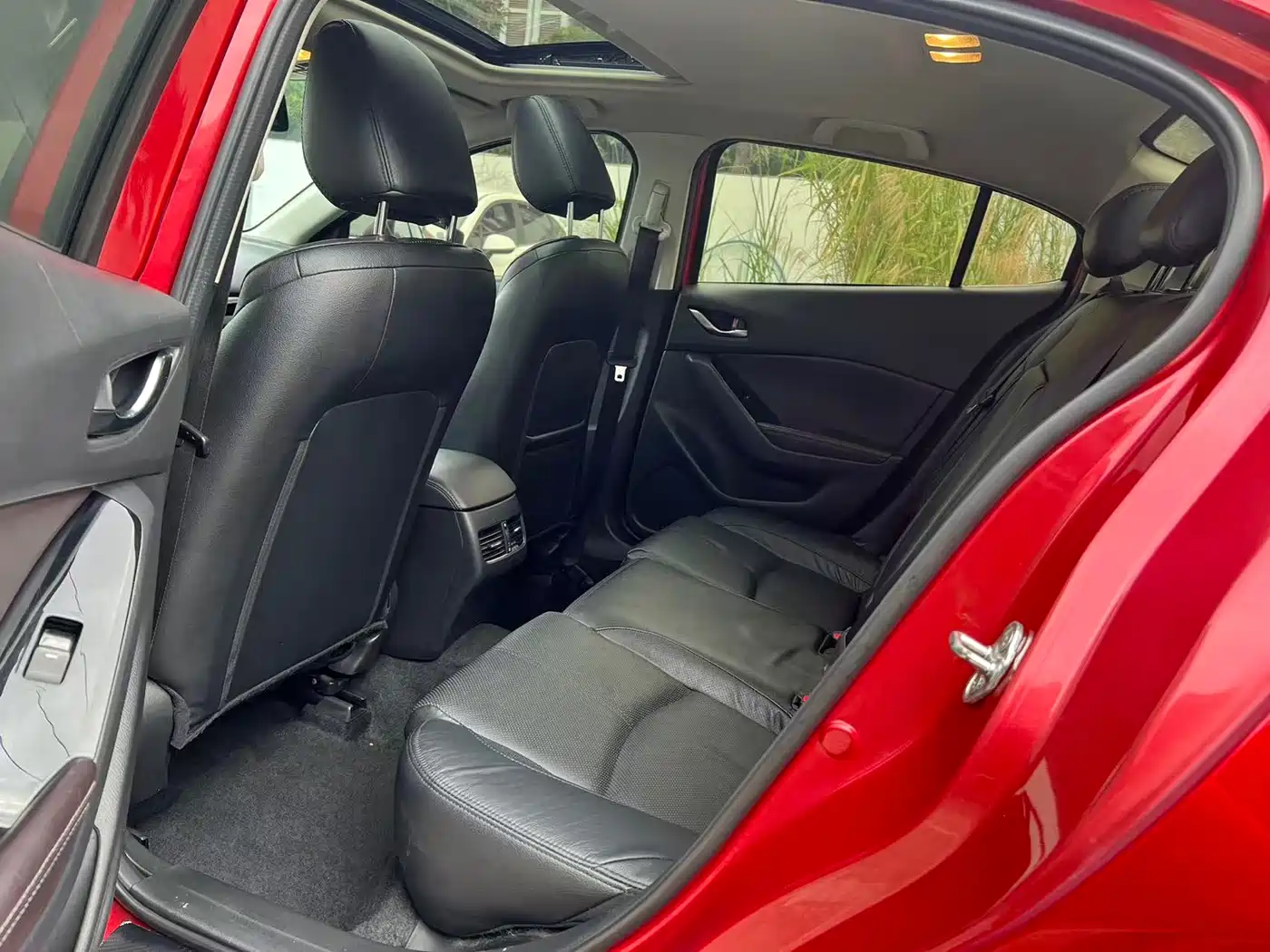 Фото 8 - Mazda Mazda 3