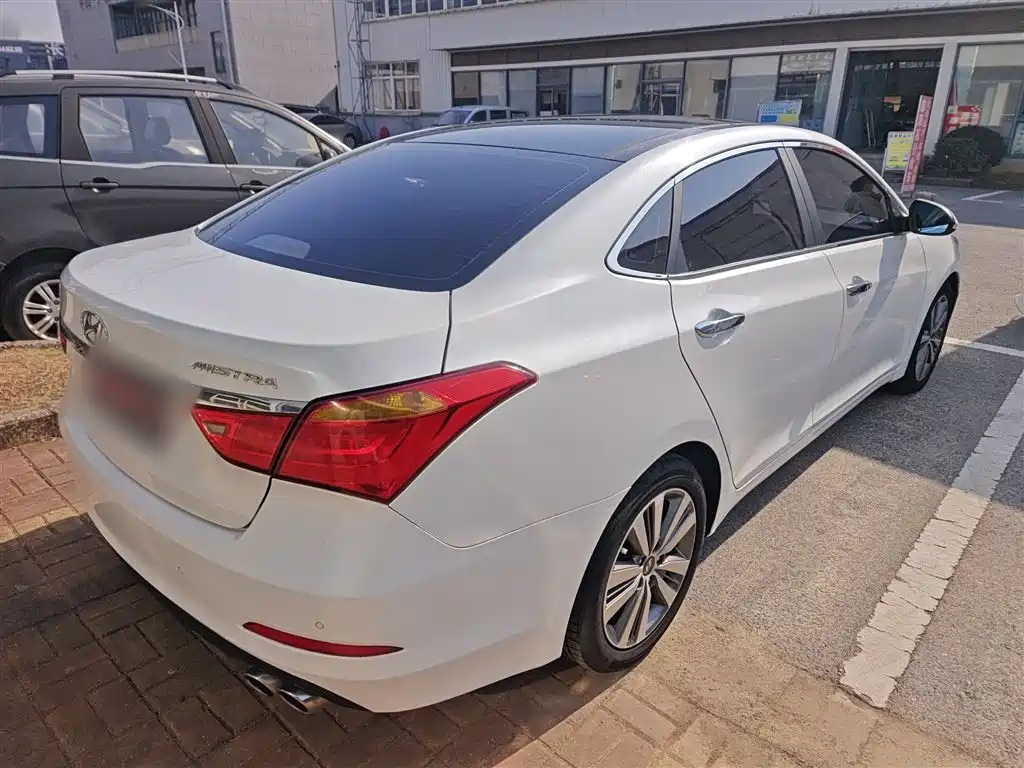 Hyundai Mistra 2014 1.8L Auto Premium DLX фото 6