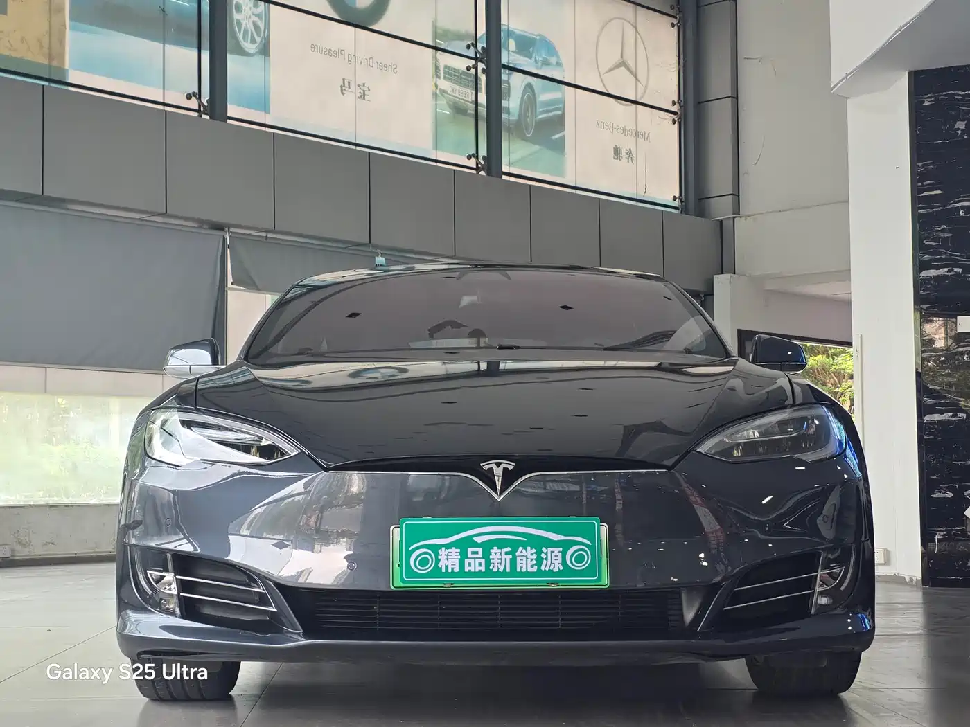 TESLA MODEL S
