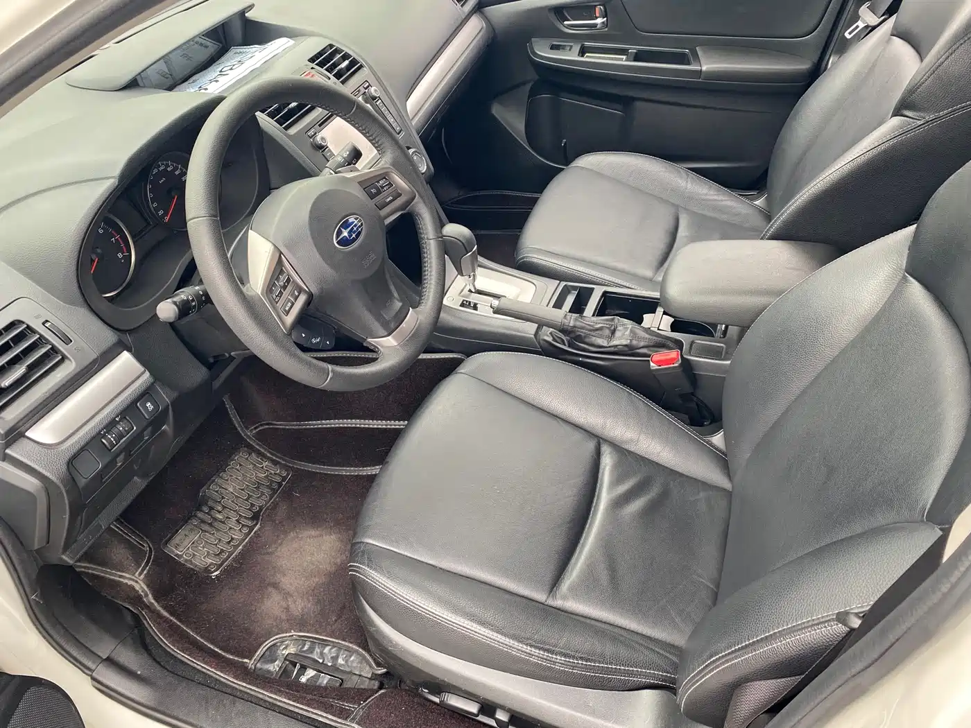 Subaru XV 2014 2.0i Elite фото 4