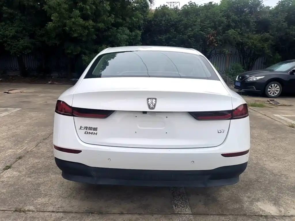 Фото 6 - Roewe D7