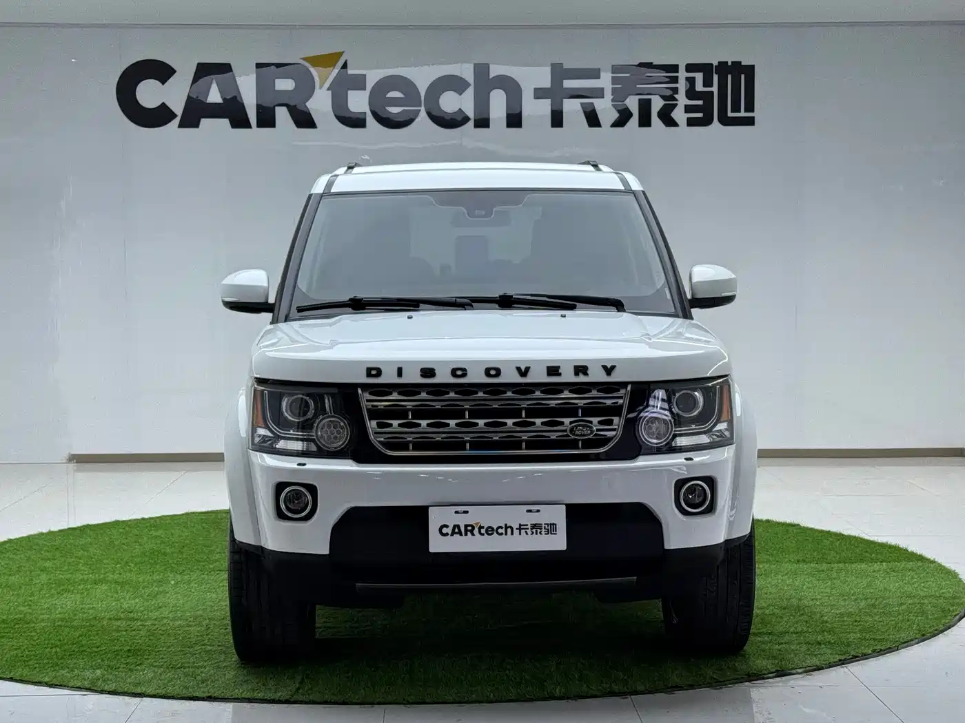 Land Rover Discovery 2016 3.0 SC V6 HSE Luxury фото 3