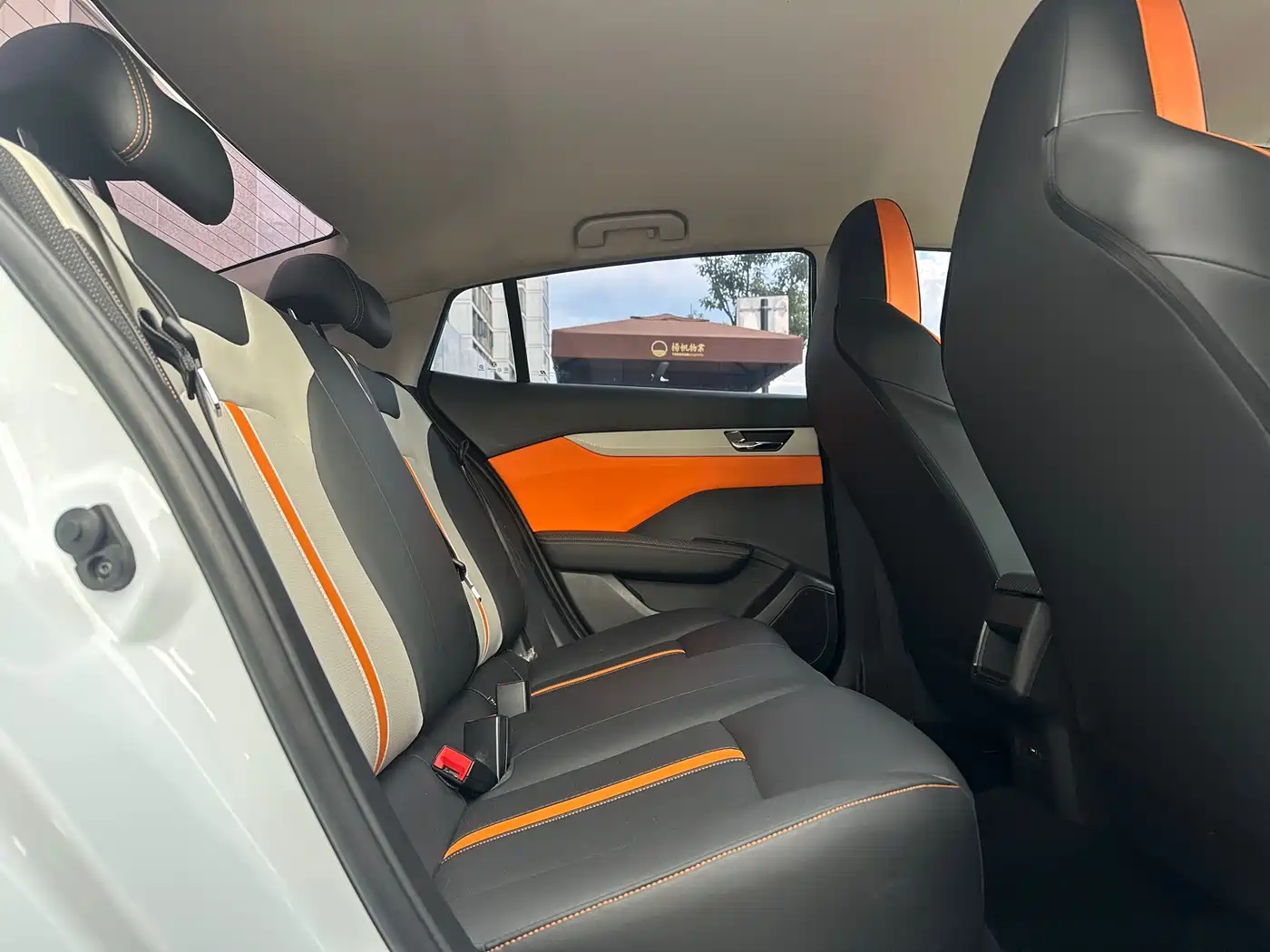 DONGFENG FENGSHEN YI HYUN