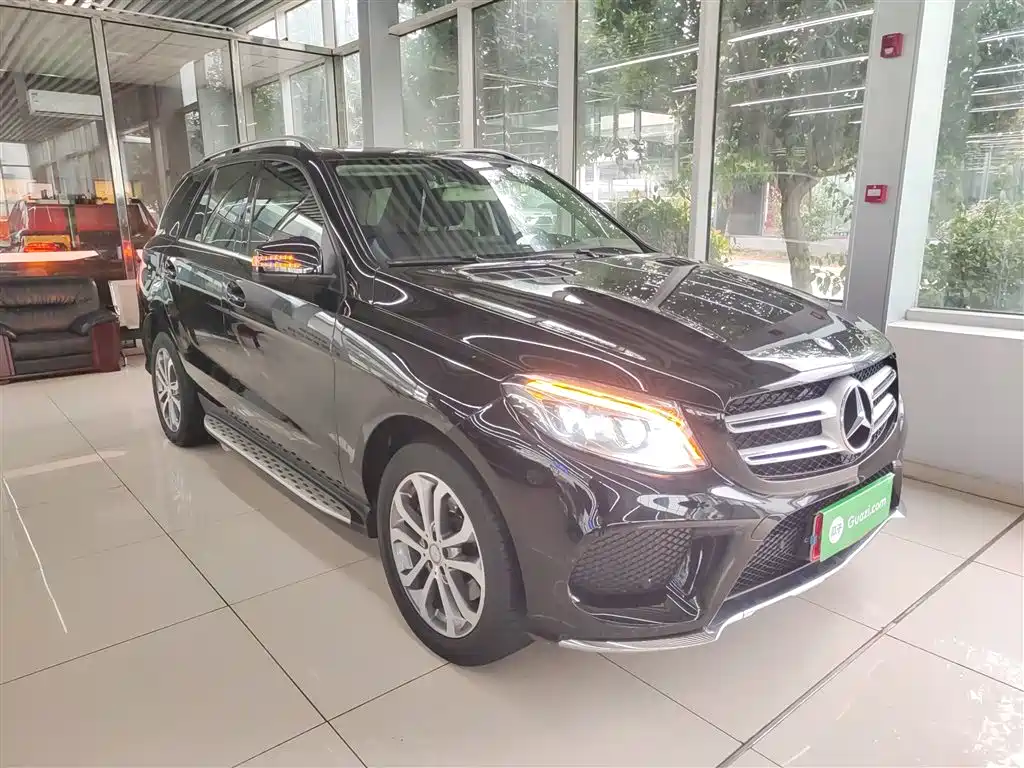 Mercedes-Benz GLE 2016 GLE 320 4MATIC Dynamic фото 4