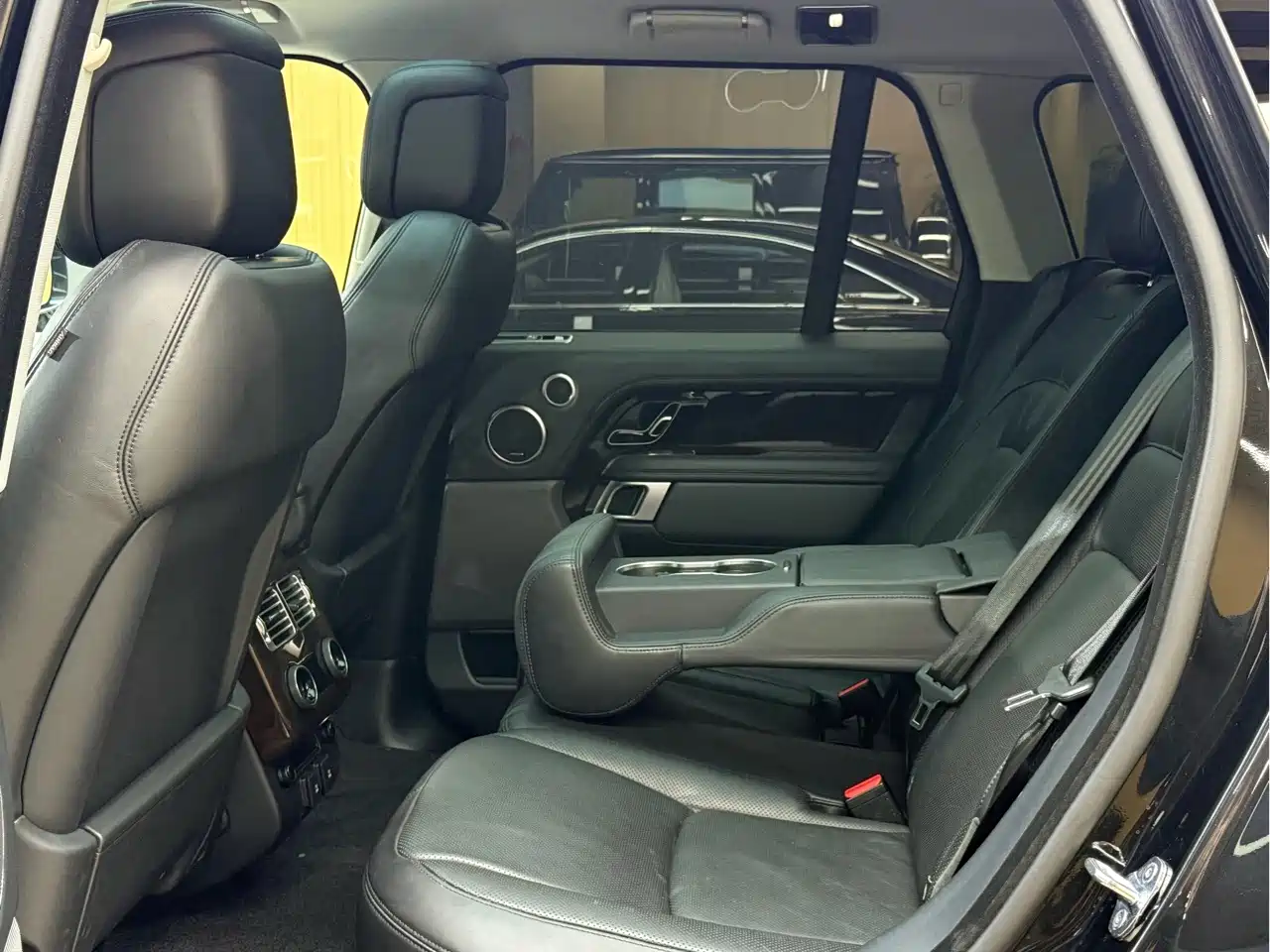 Фото 8 - Land Rover Range Rover