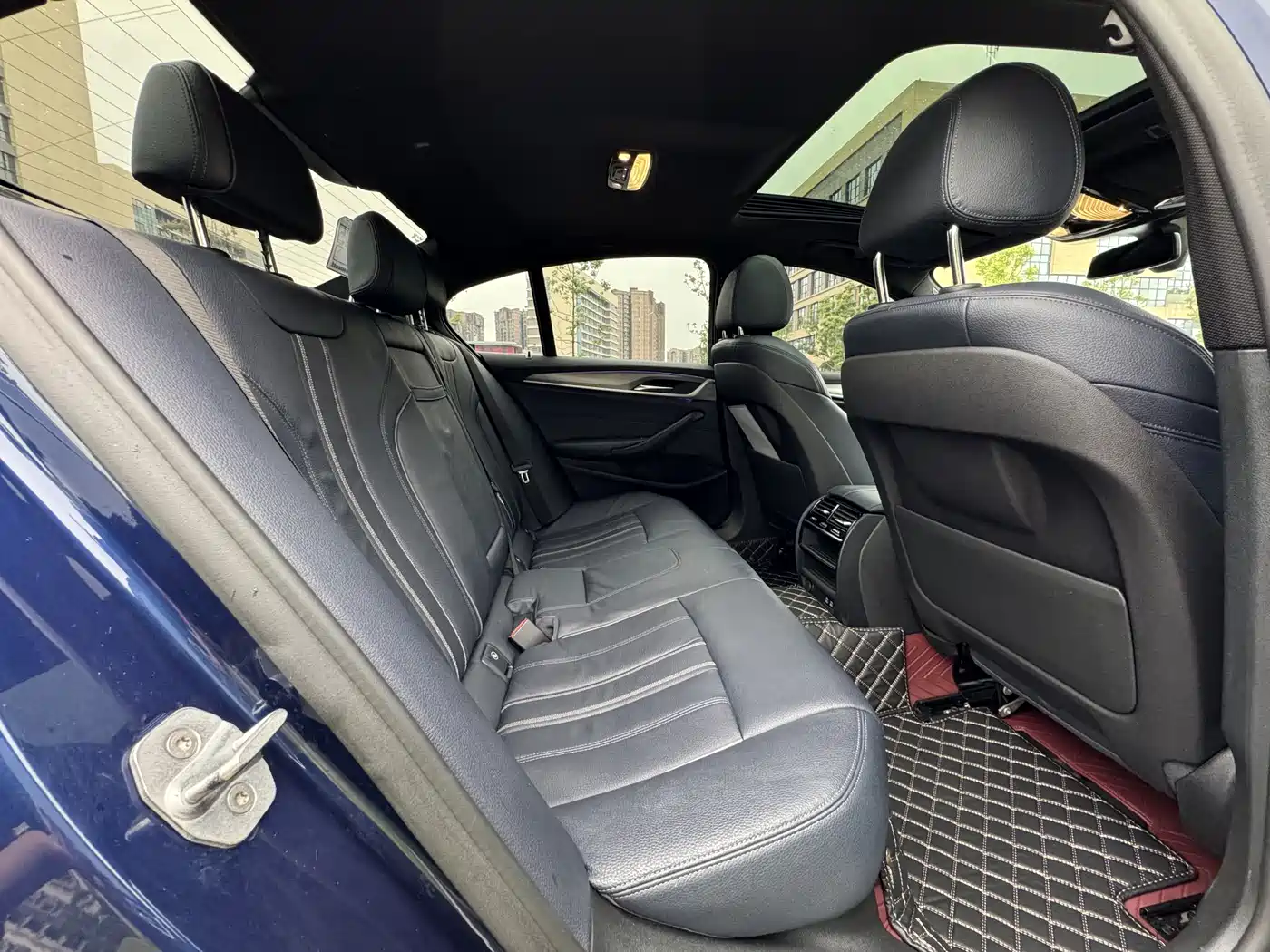 BMW 5 Series (Import) 2020 Model 525i M Sport Package фото 11