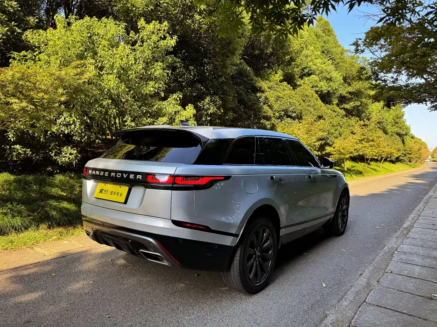 Land Rover Range Rover Velar 2021 P340 R-DYNAMIC SE фото 5