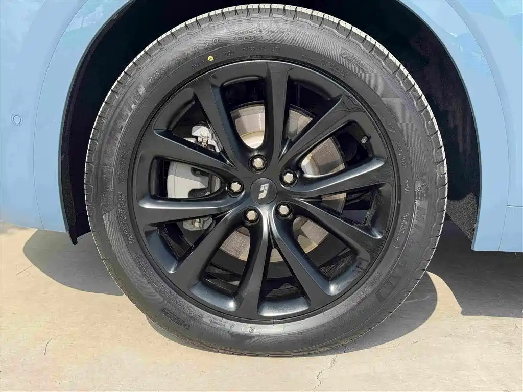 Li Auto Li ONE 2023 2021 Extended Range 6-Seater