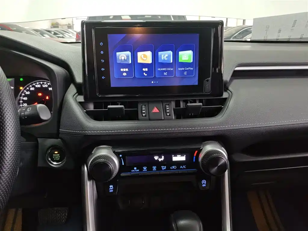 Toyota RAV4 Rongfang 2022 2.0L CVT 2WD Urban Edition фото 13