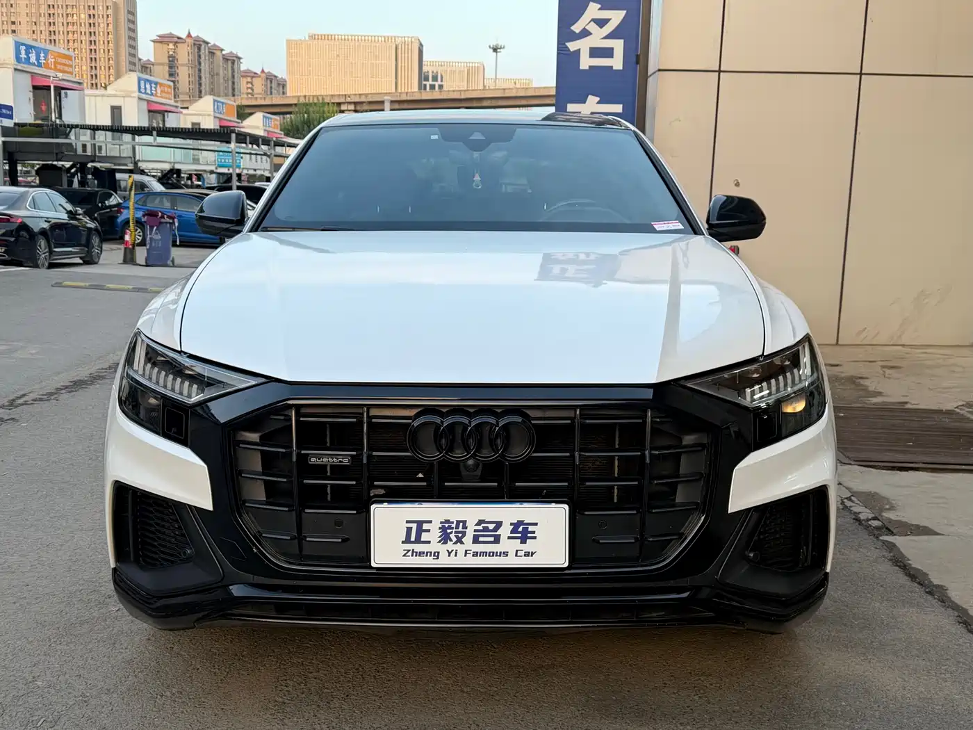 Audi Q8 2021 Model 55 TFSI Luxury Dynamic фото 2