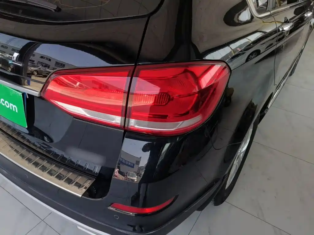Photo 8 - Haval H6