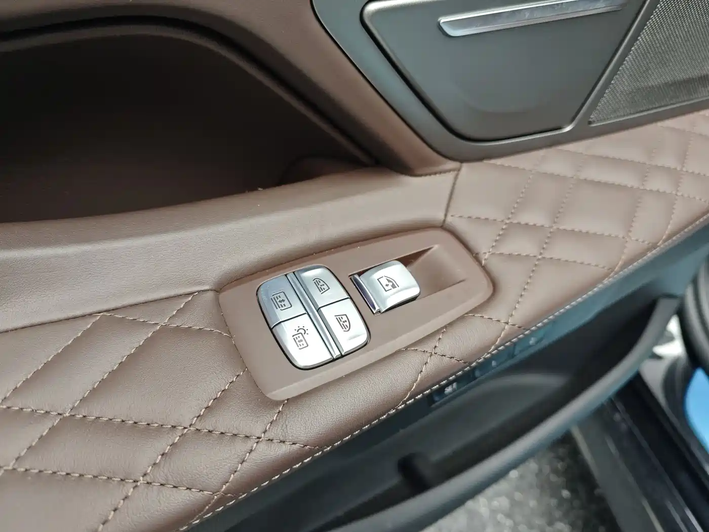 BMW 7 Series 2019 Facelift 740Li Leading M Sport Package фото 20