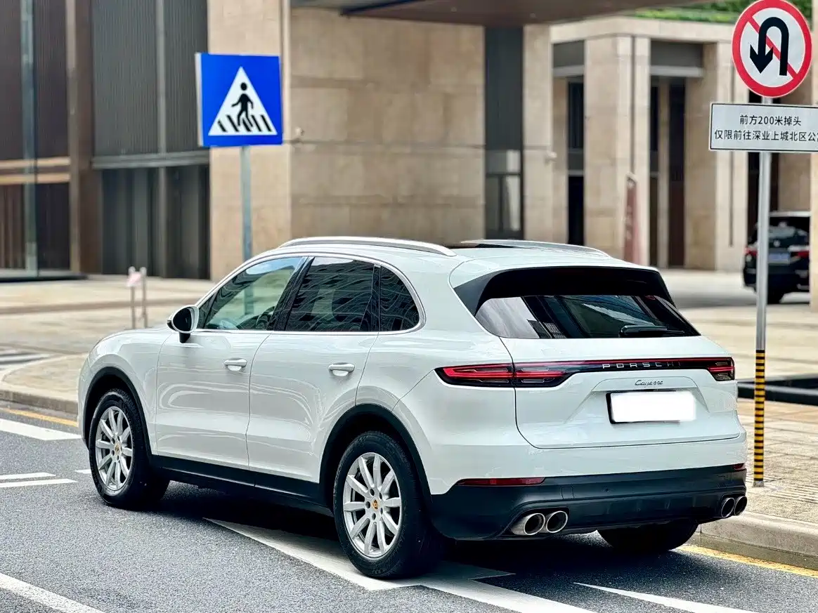 Porsche Cayenne 2018 Cayenne 3.0T фото 14