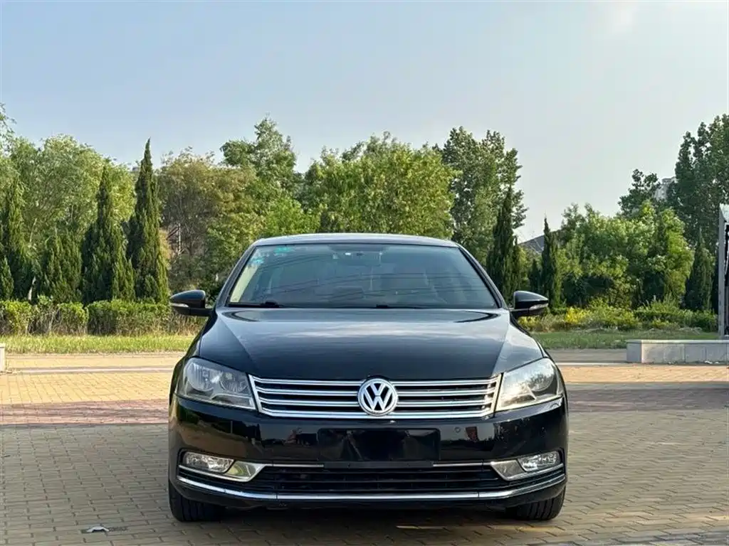Volkswagen Magotan 2012 Facelift 1.8TSI Leading фото 2