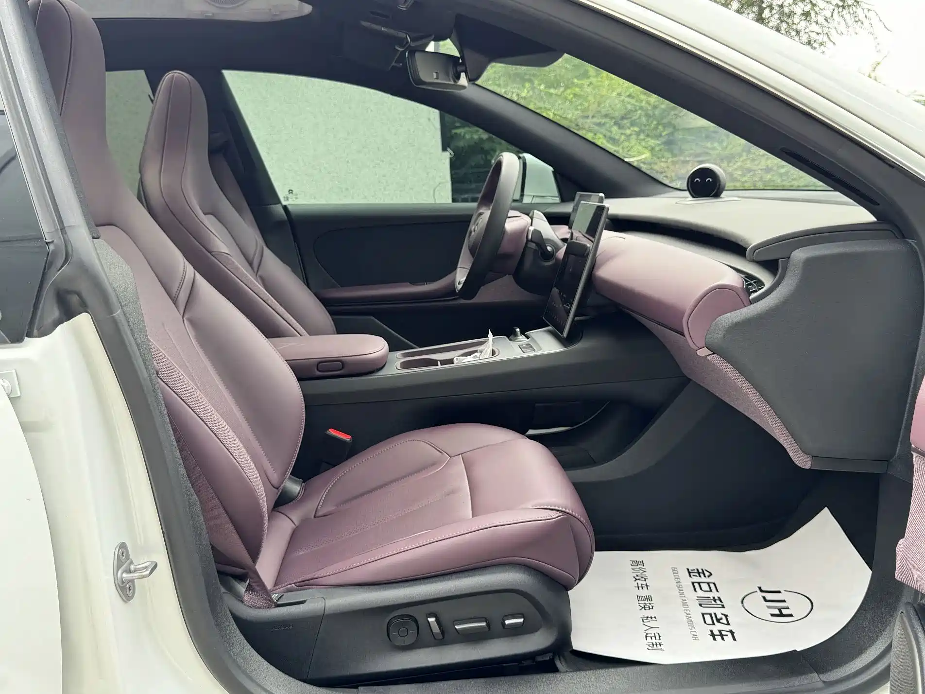 Фото 8 - NIO ET5T