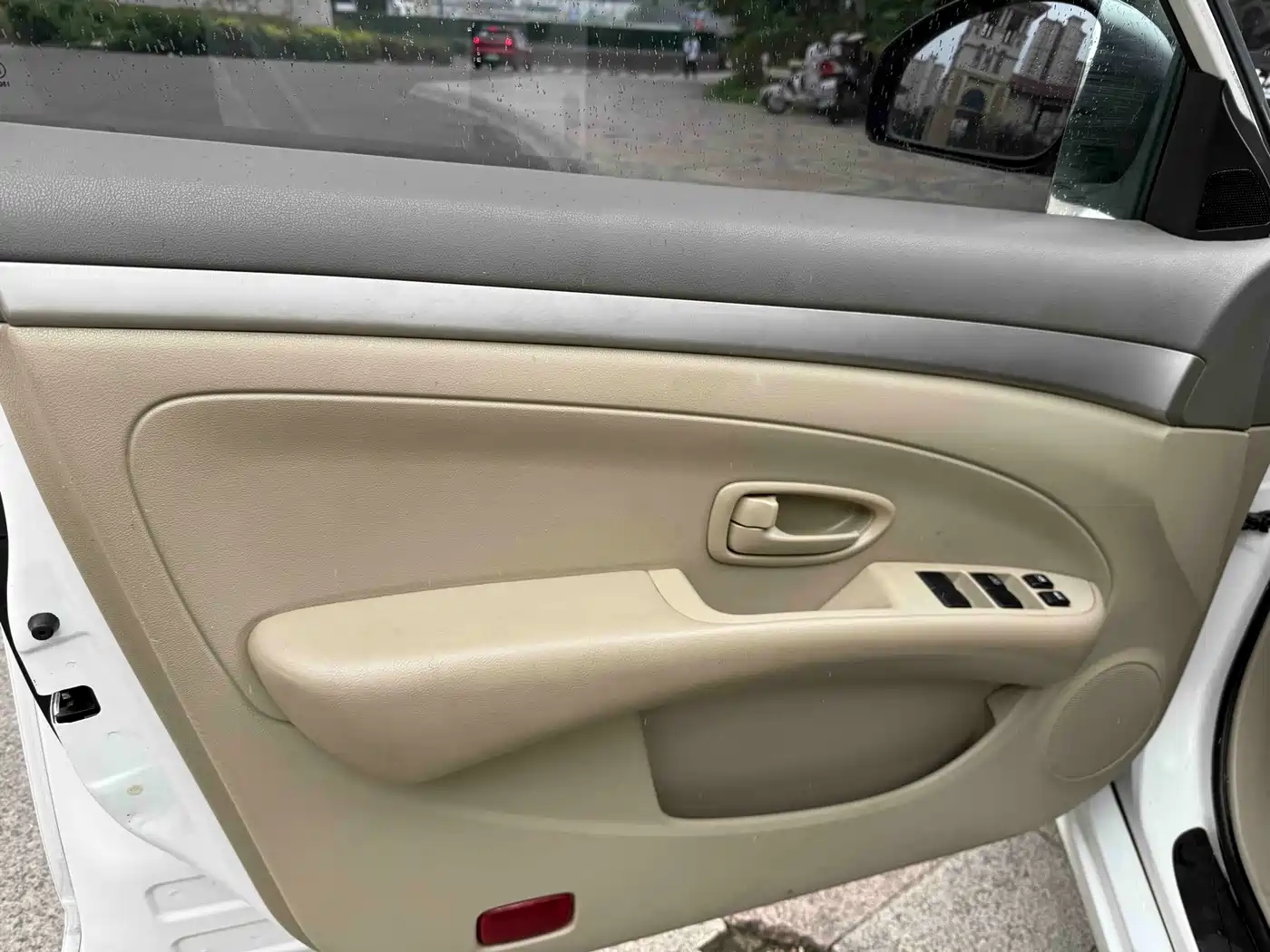 Dongfeng Junfeng E11K 2018 2019 Standard Edition