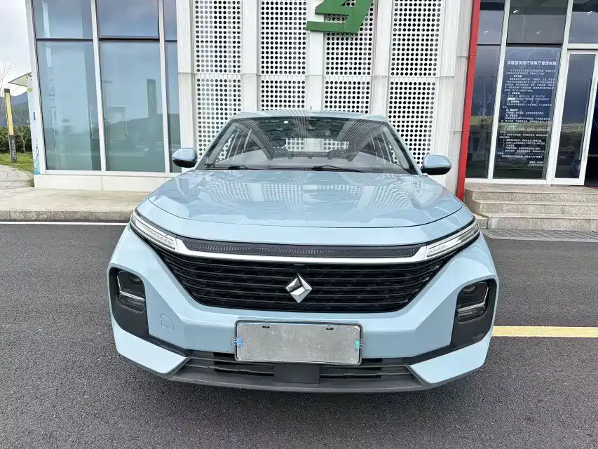 Photo 2 - Baojun RC-5